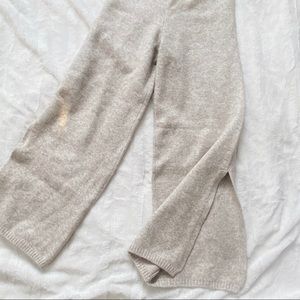Oatmeal sweater pants with split leg